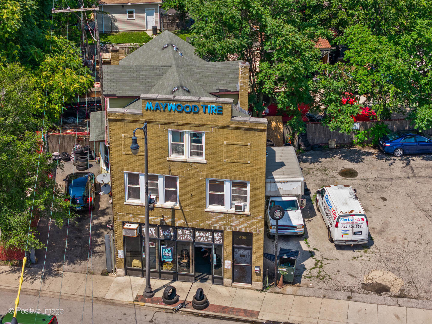 409 Lake Street