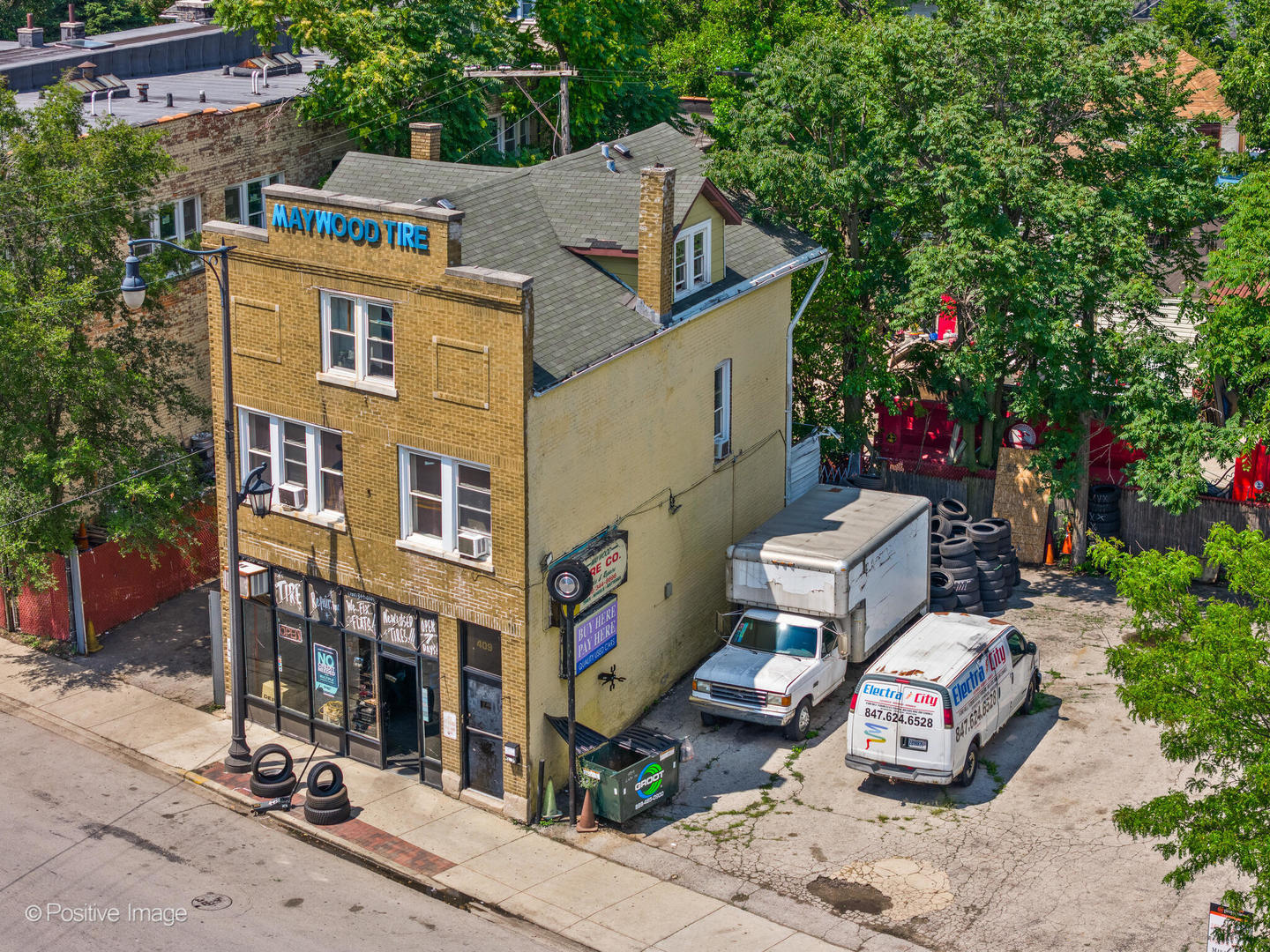 409 Lake Street