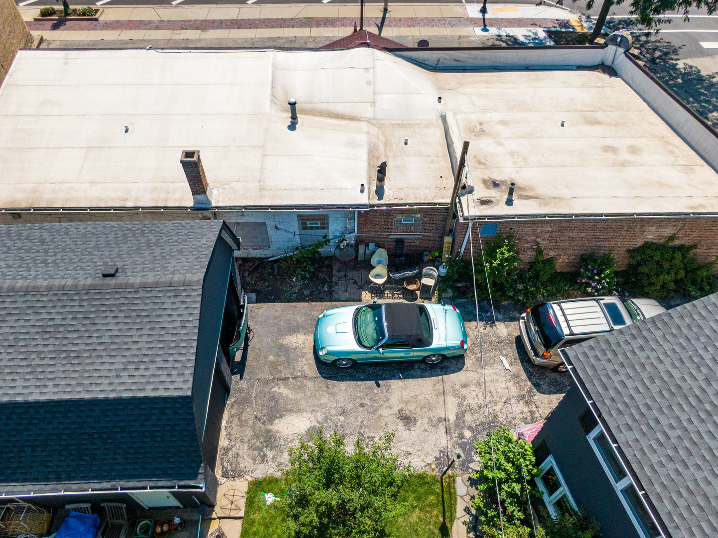 8122 Grand Avenue