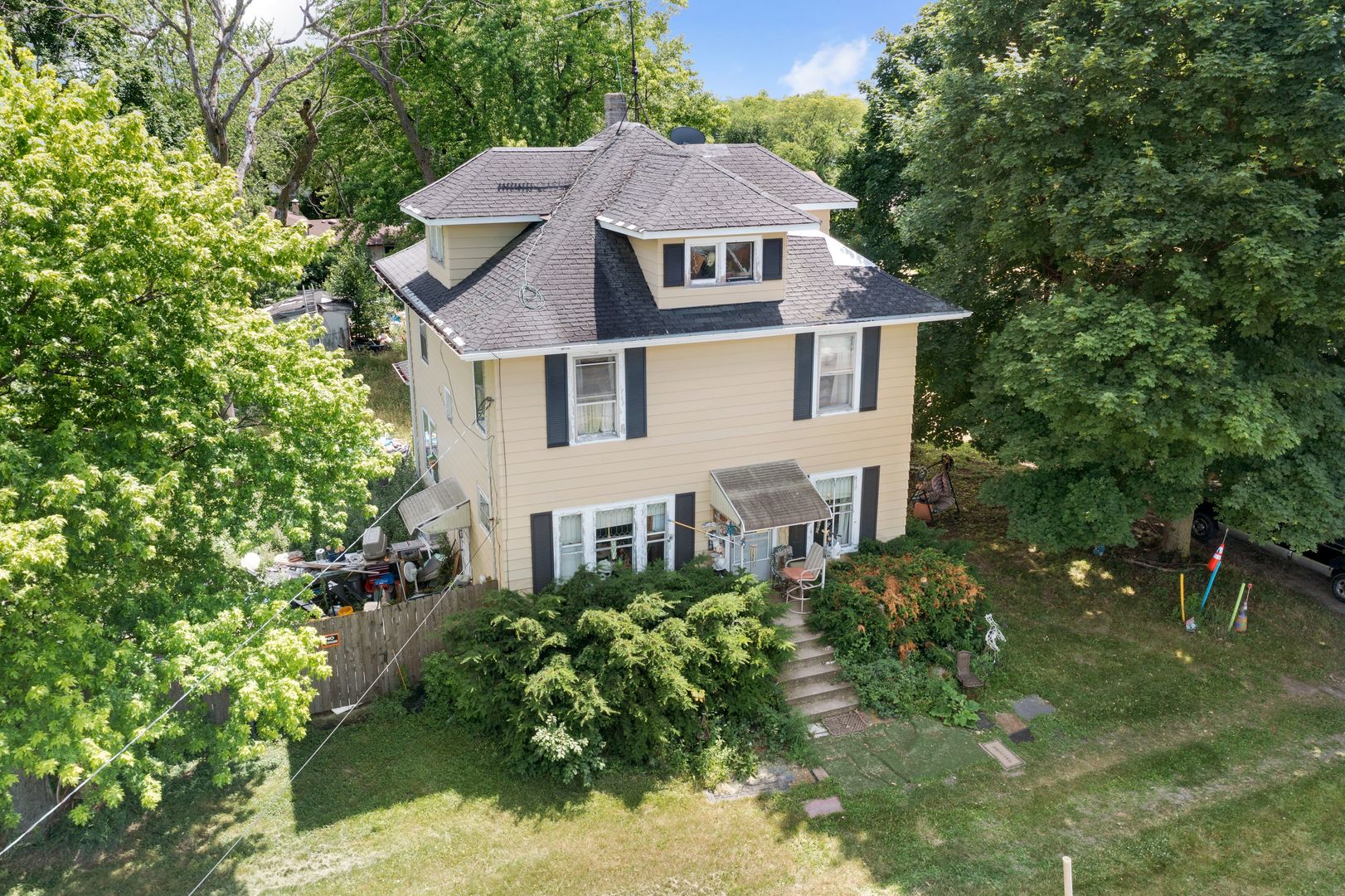 26W241 Lies Road