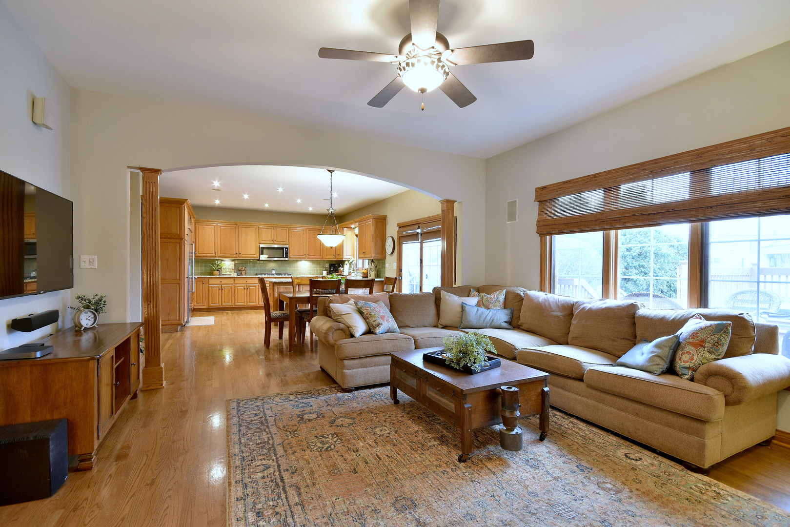 400 S Poplar Avenue