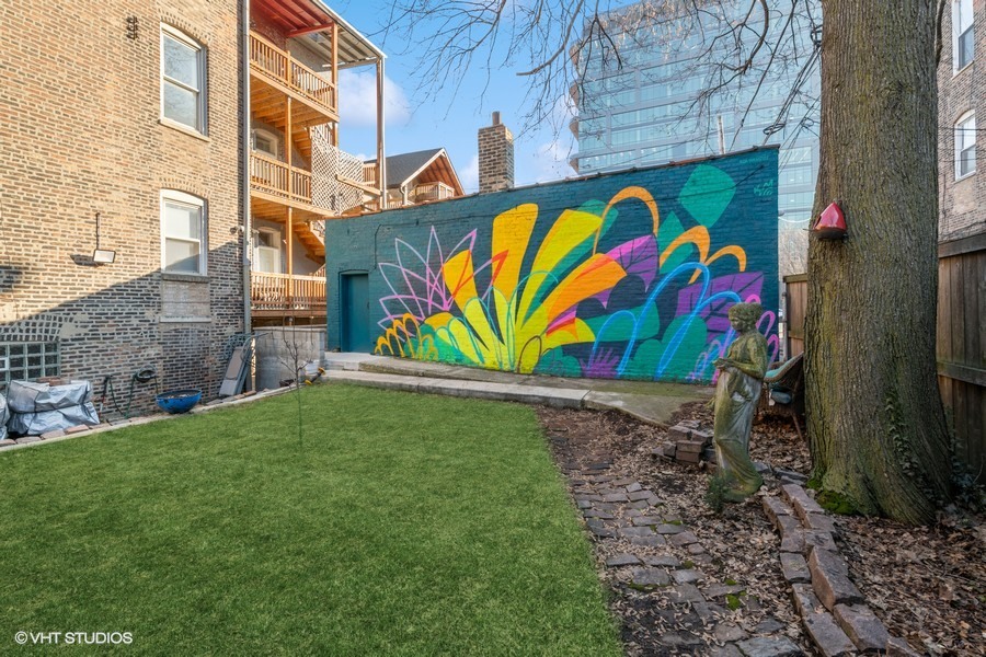 446 N Aberdeen Street