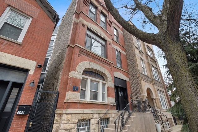 446 N Aberdeen Street