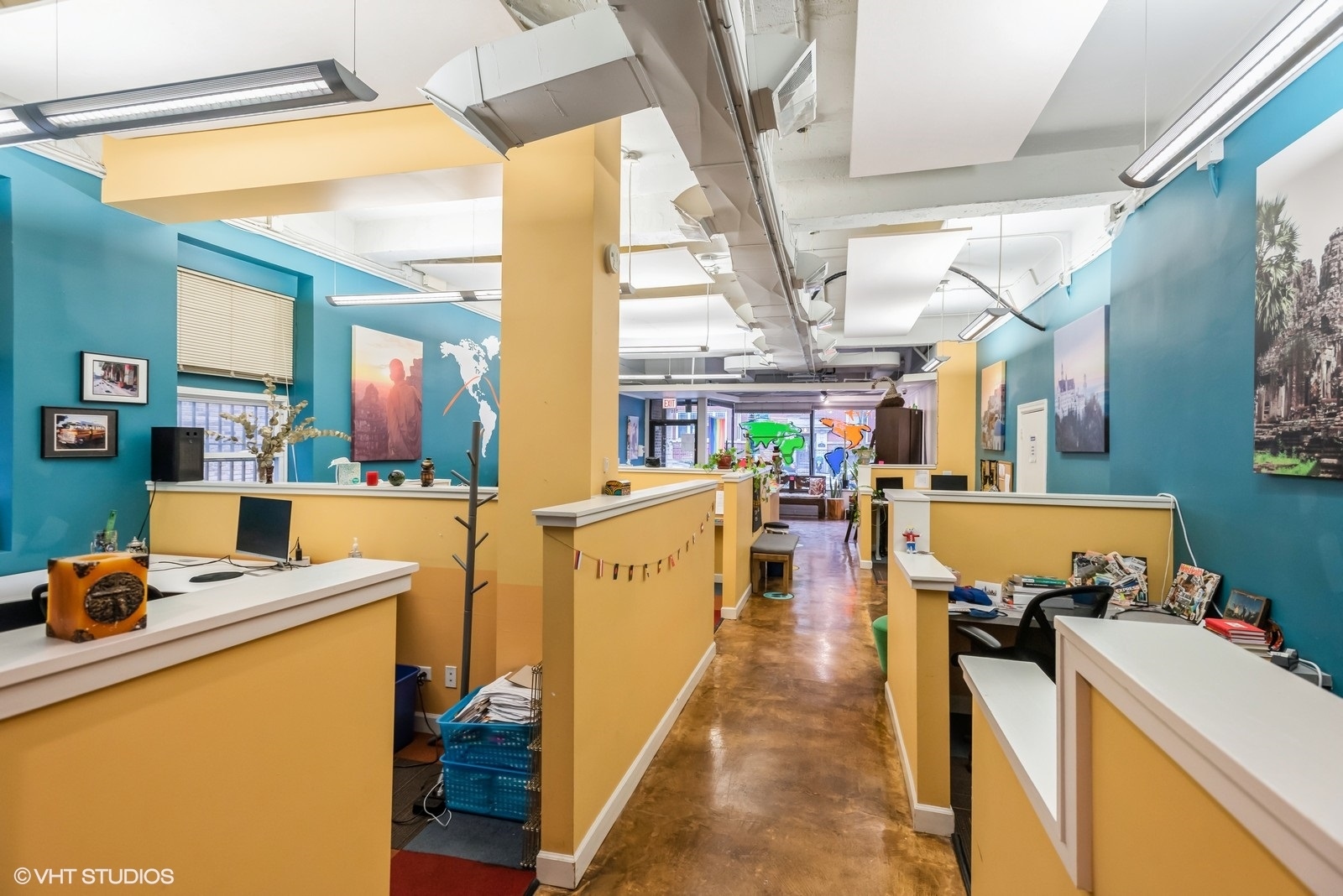 916 W Diversey Parkway