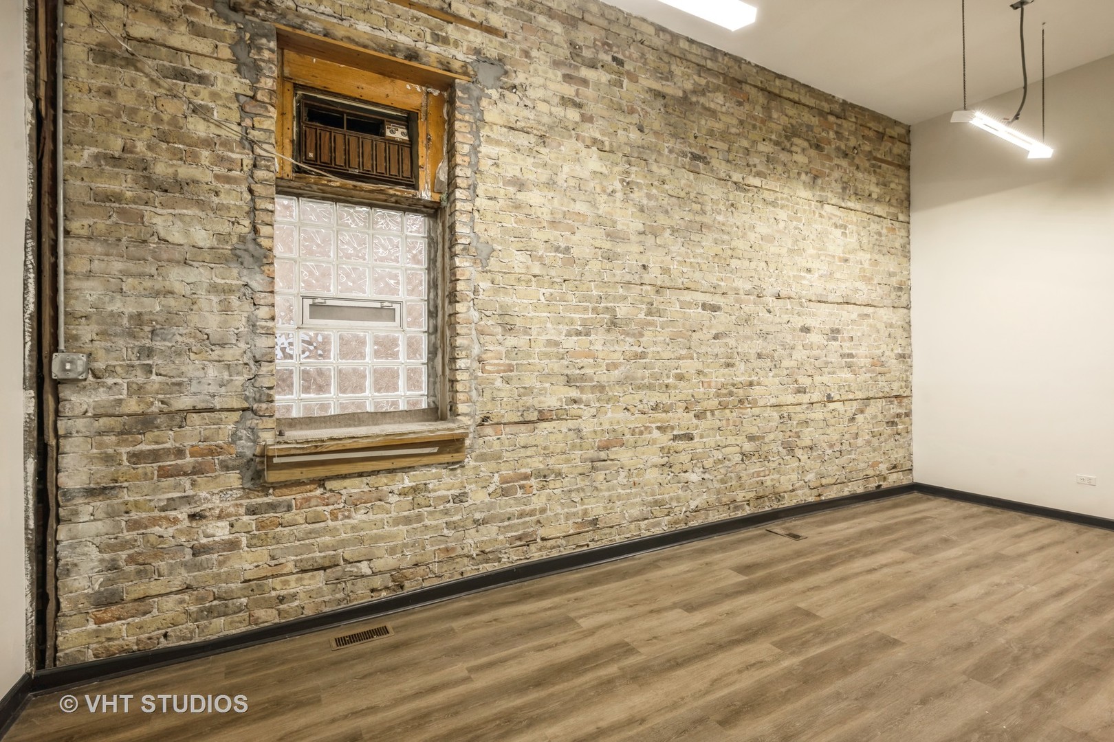 3501 W Armitage Avenue Unit: 1