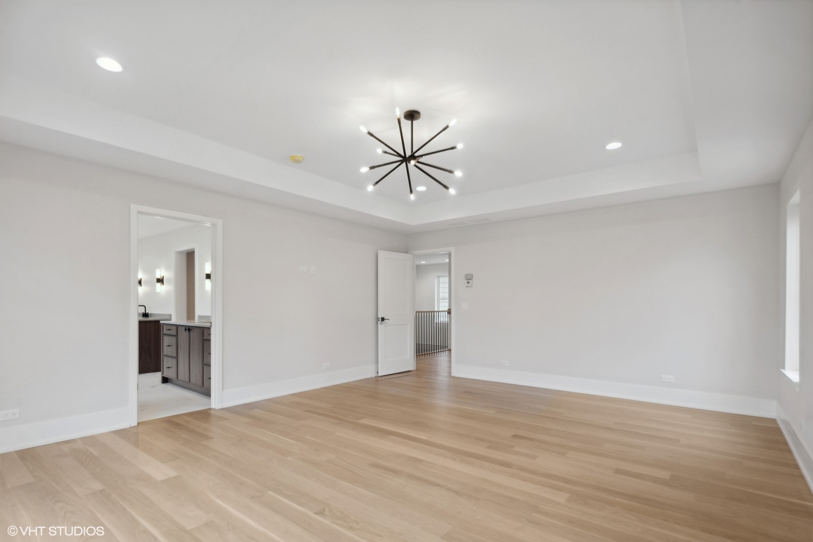 165 E Cayuga Avenue
