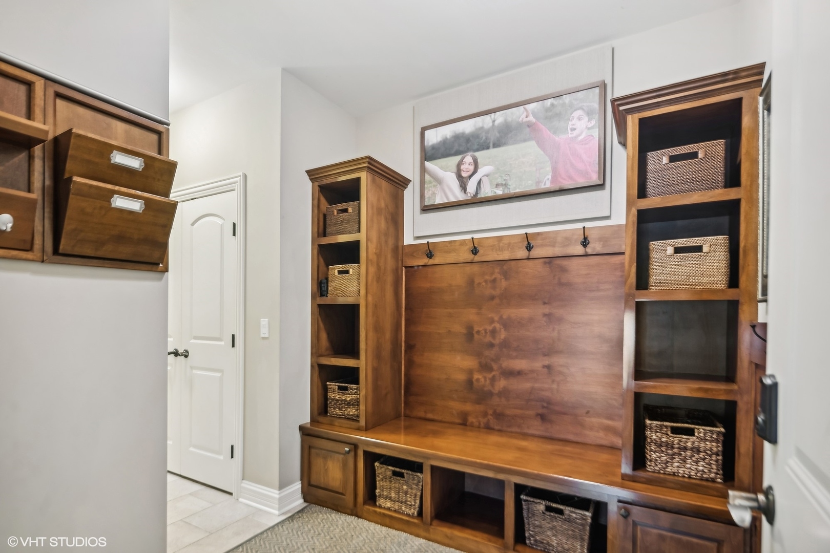 545 W ARMITAGE Avenue