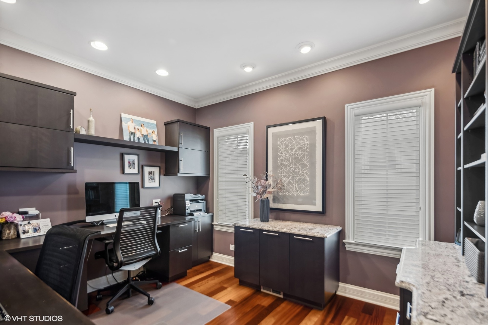 545 W ARMITAGE Avenue