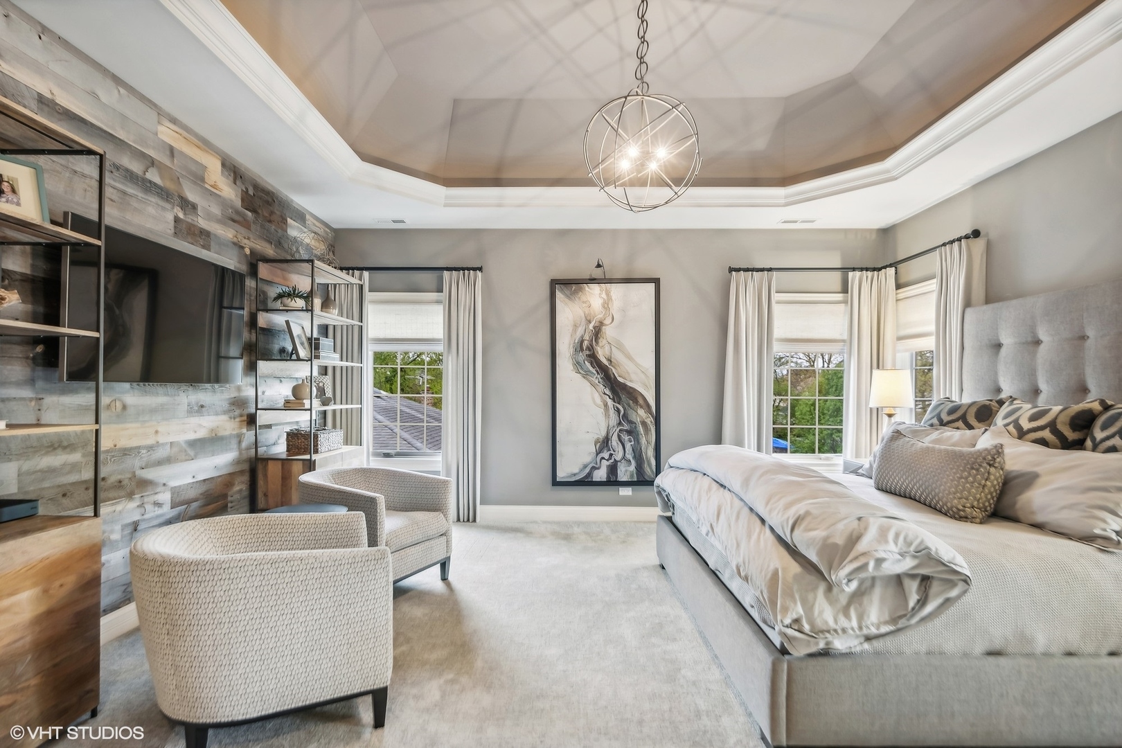 545 W ARMITAGE Avenue