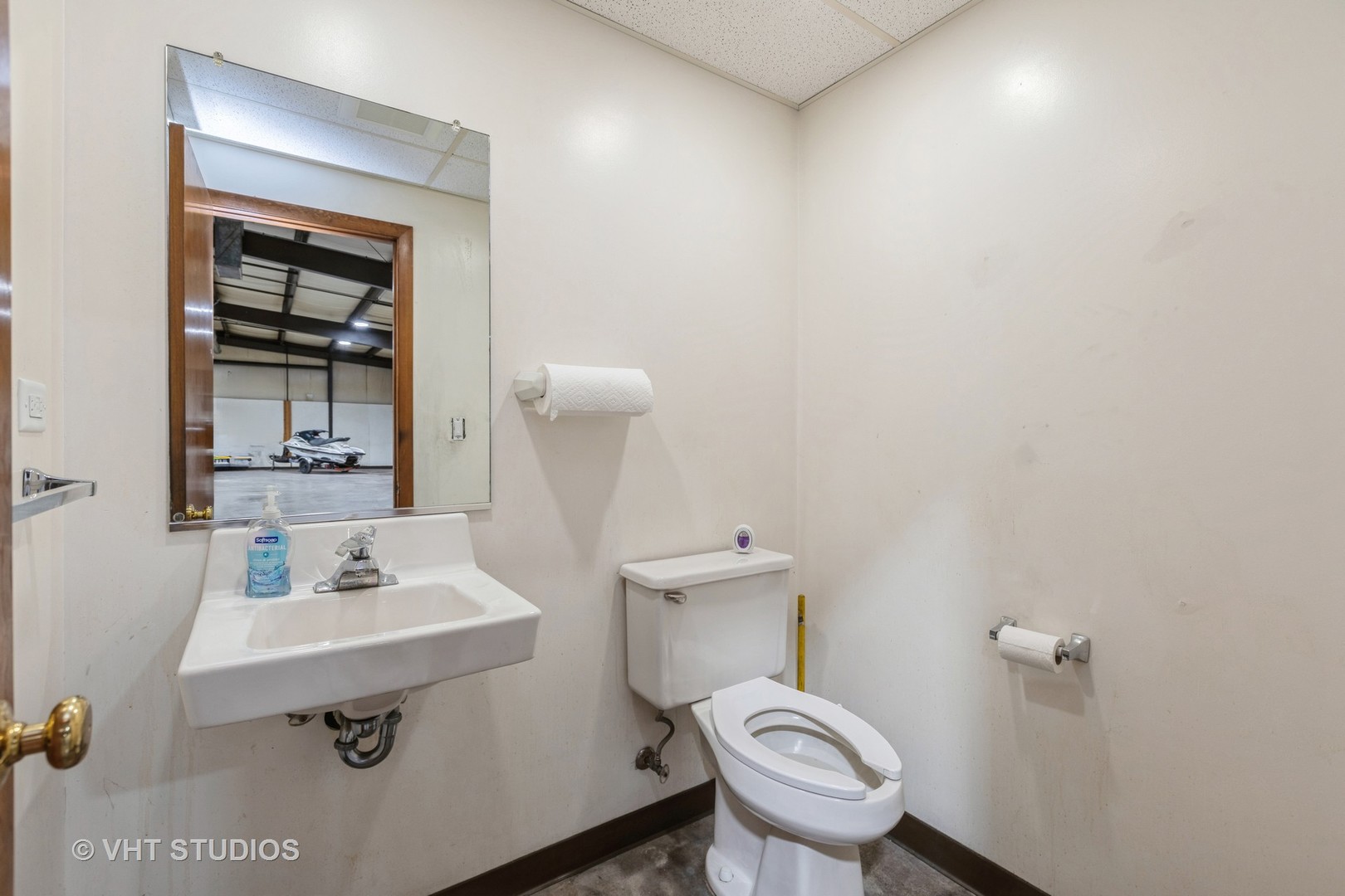 1301 Cobblestone Way