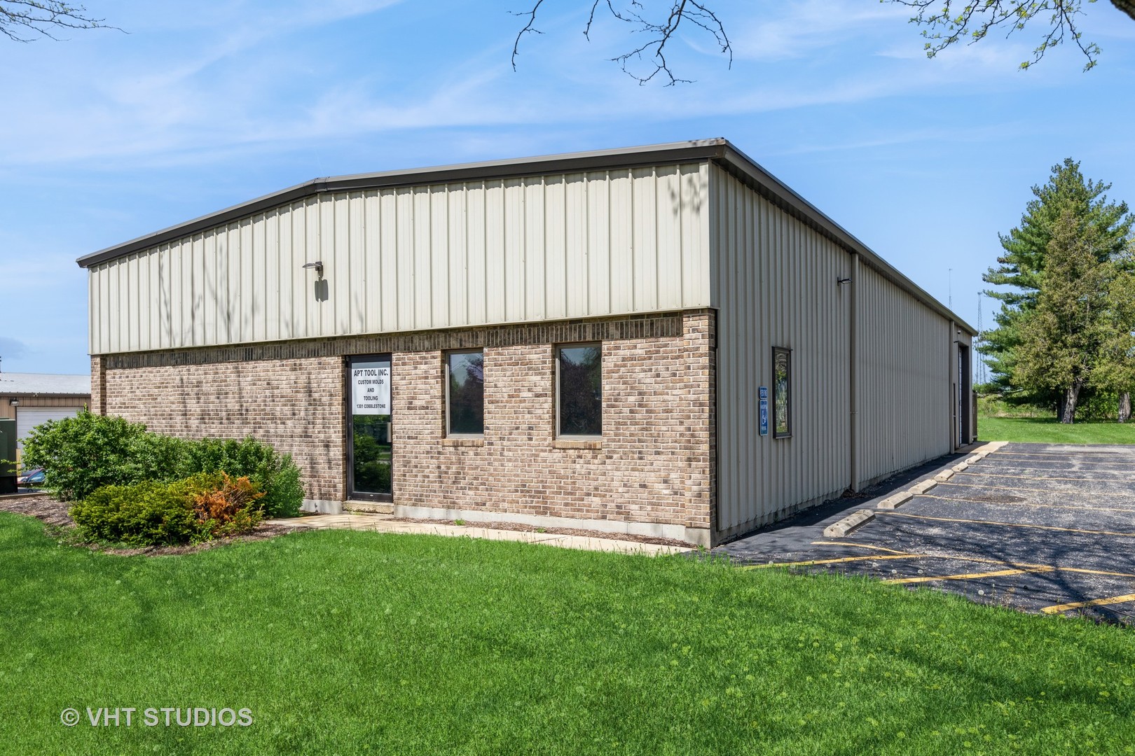 1301 Cobblestone Way
