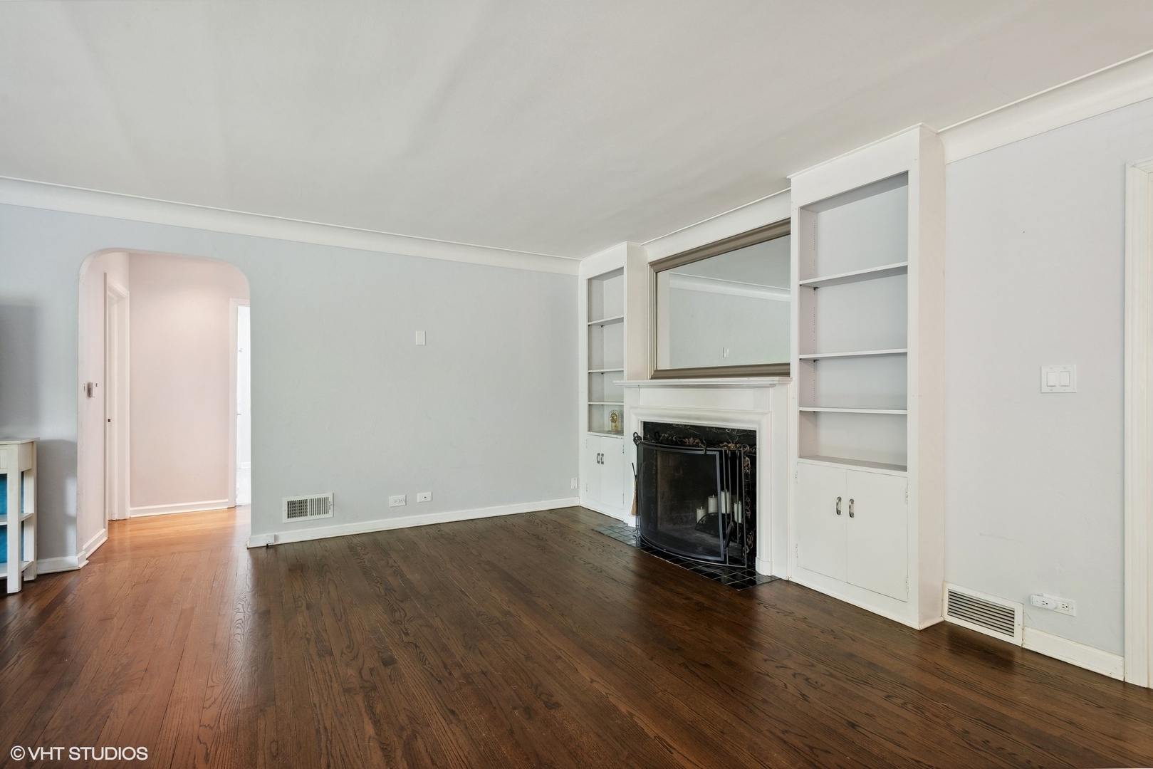 451 E SOUTH Street