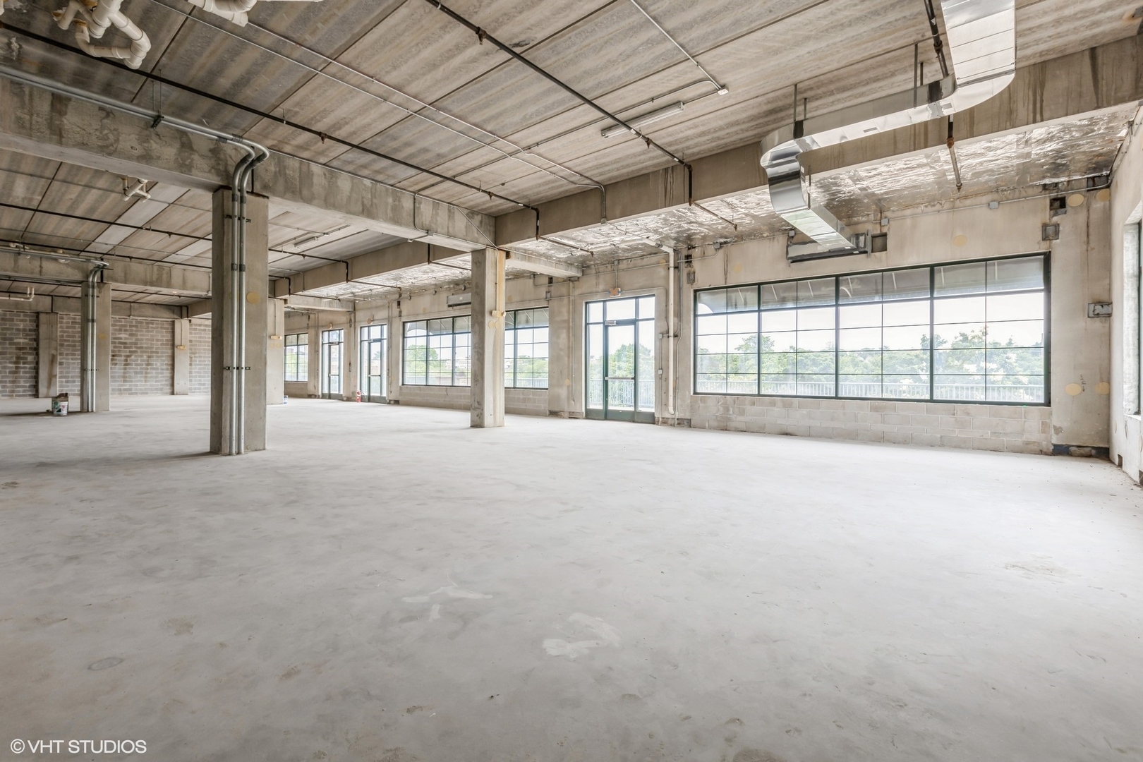 160 S River Street Unit: 112