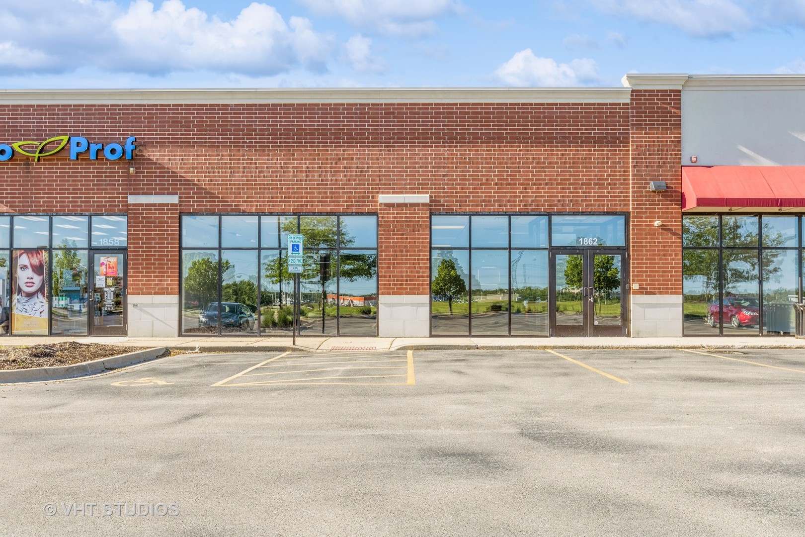 1852 Towne Centre Drive