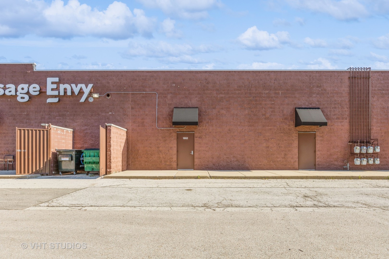 1852 Towne Centre Drive