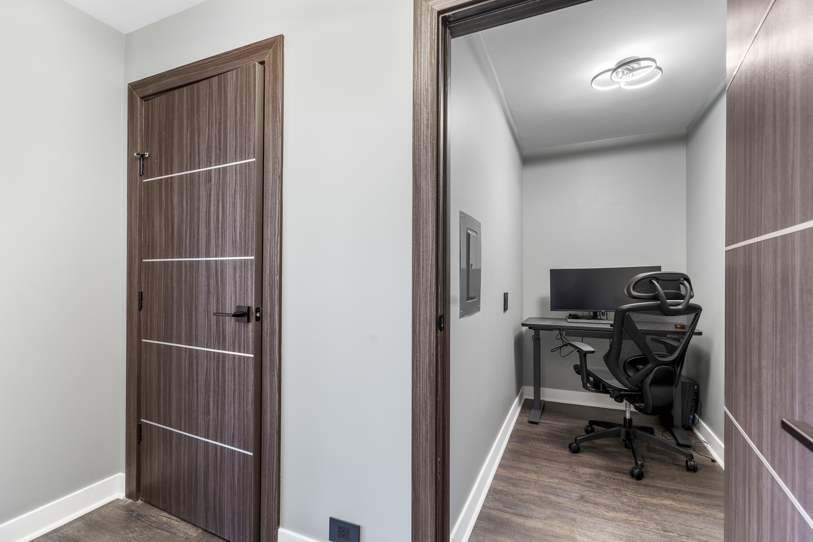 360 E Randolph Street Unit: 707