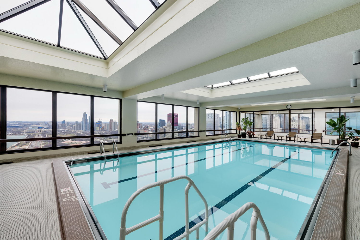360 E Randolph Street Unit: 707