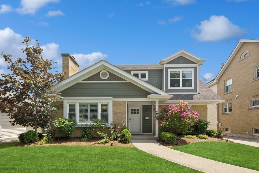 837 Community Drive