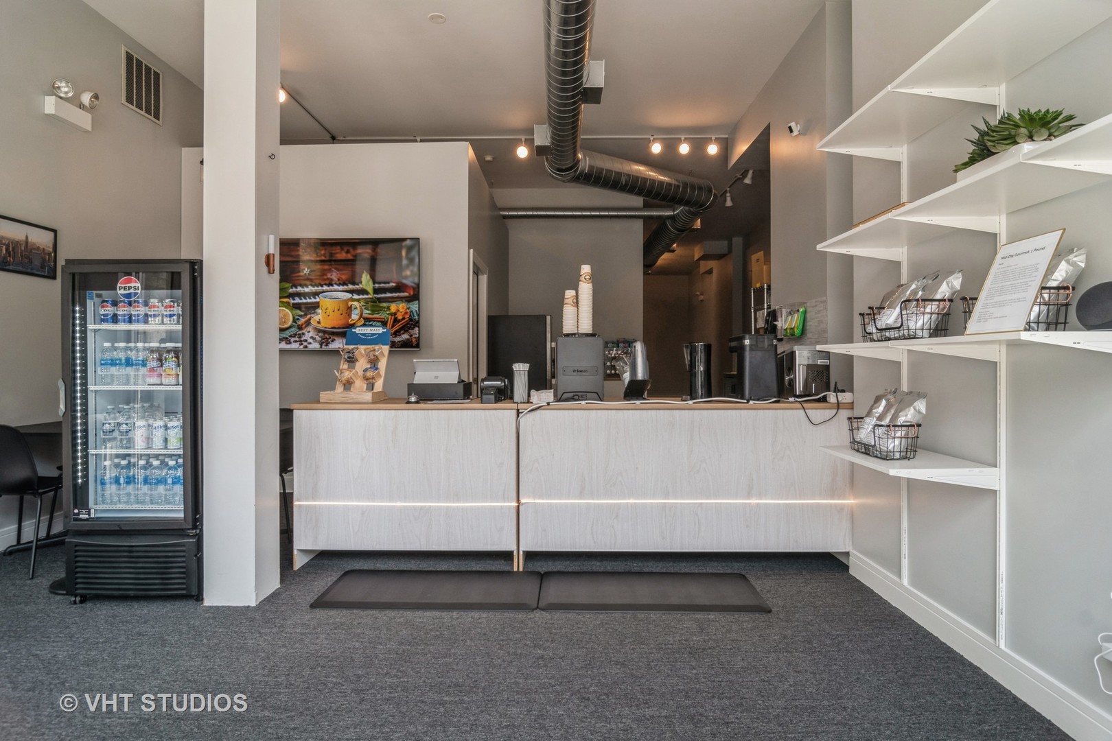 2256 W North Avenue Unit: 1