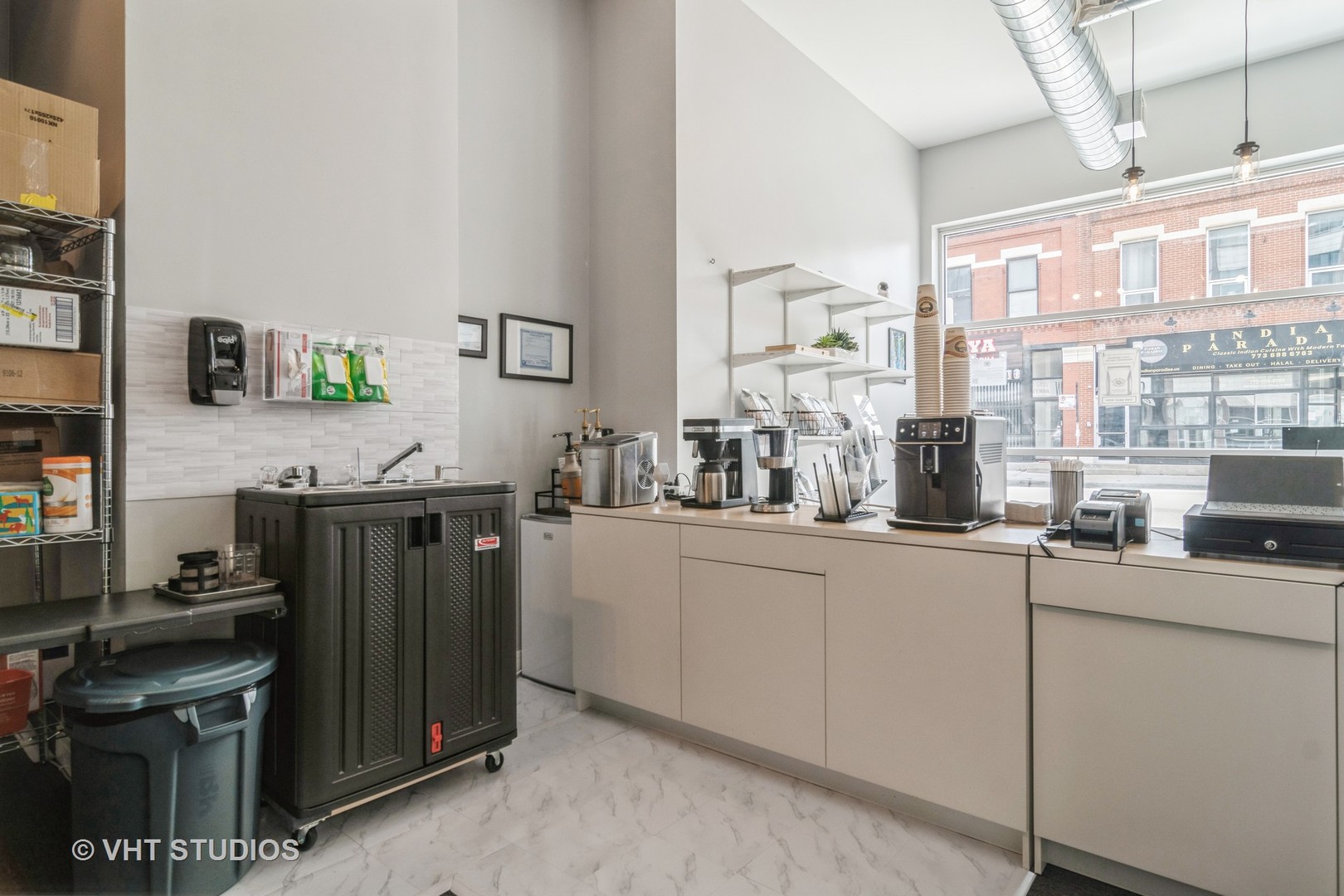 2256 W North Avenue Unit: 1