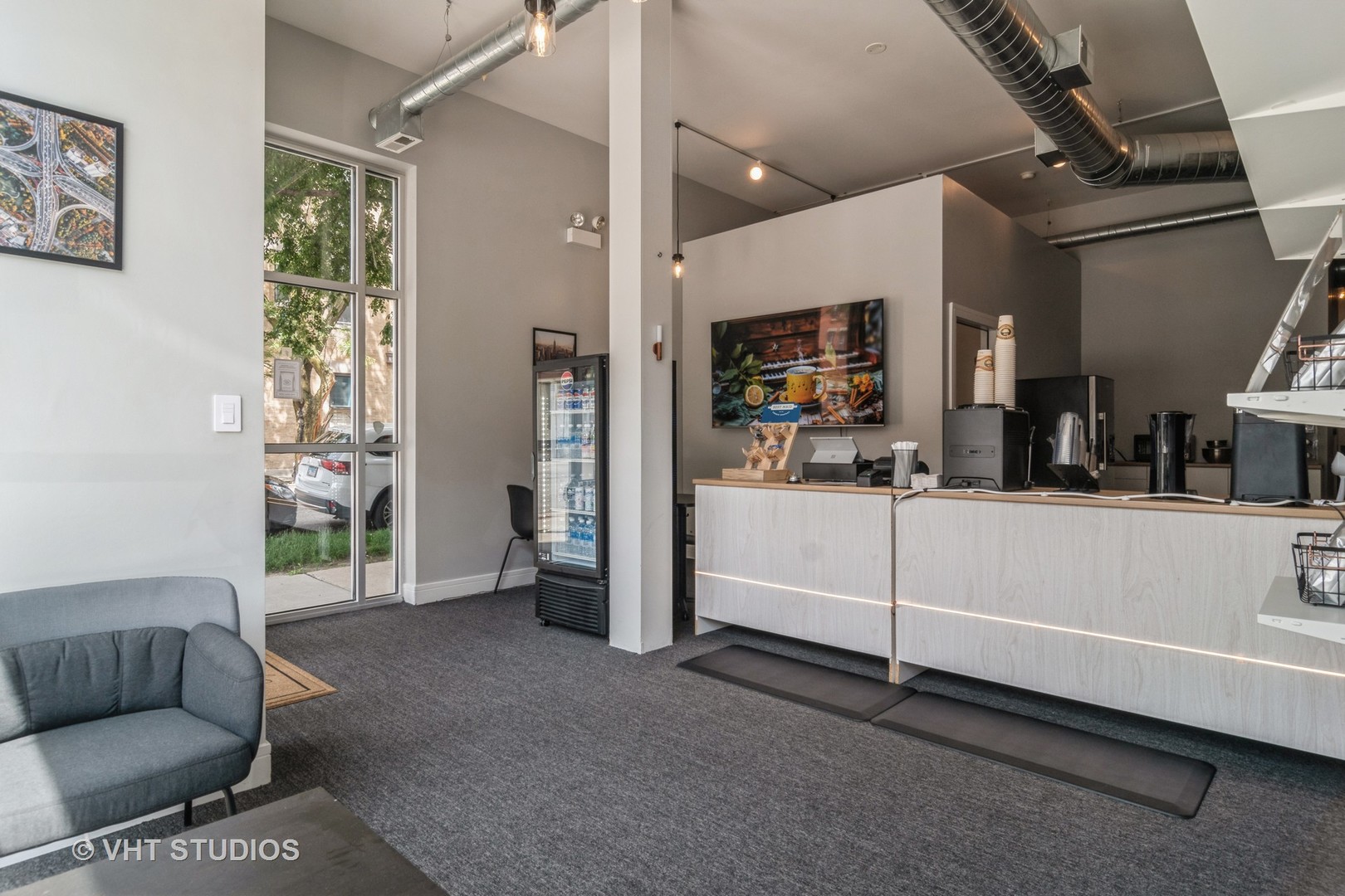 2256 W North Avenue Unit: 1