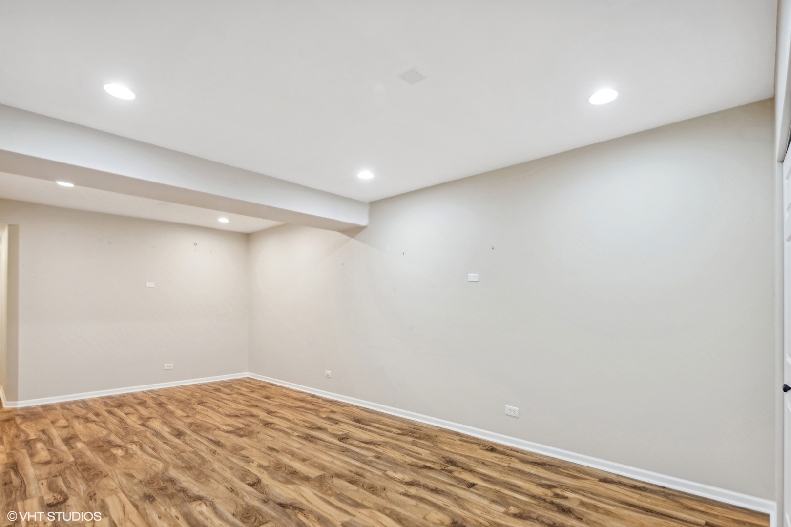 166 E LAKE Street Unit: C