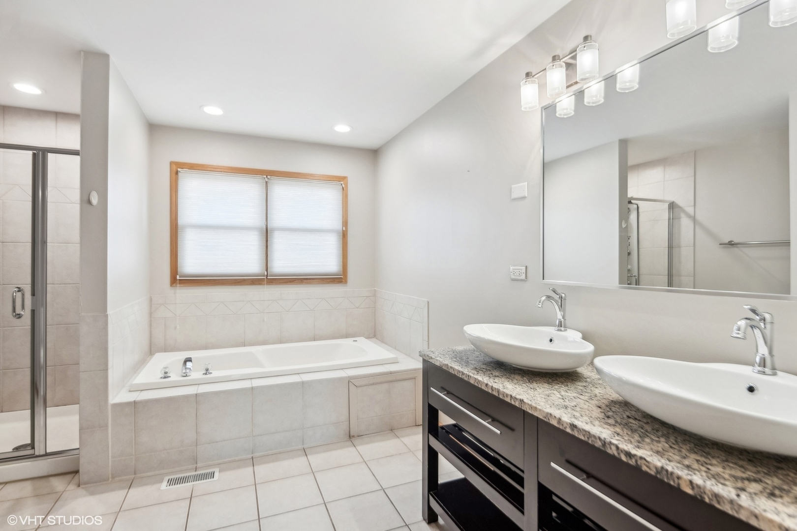 166 E LAKE Street Unit: C