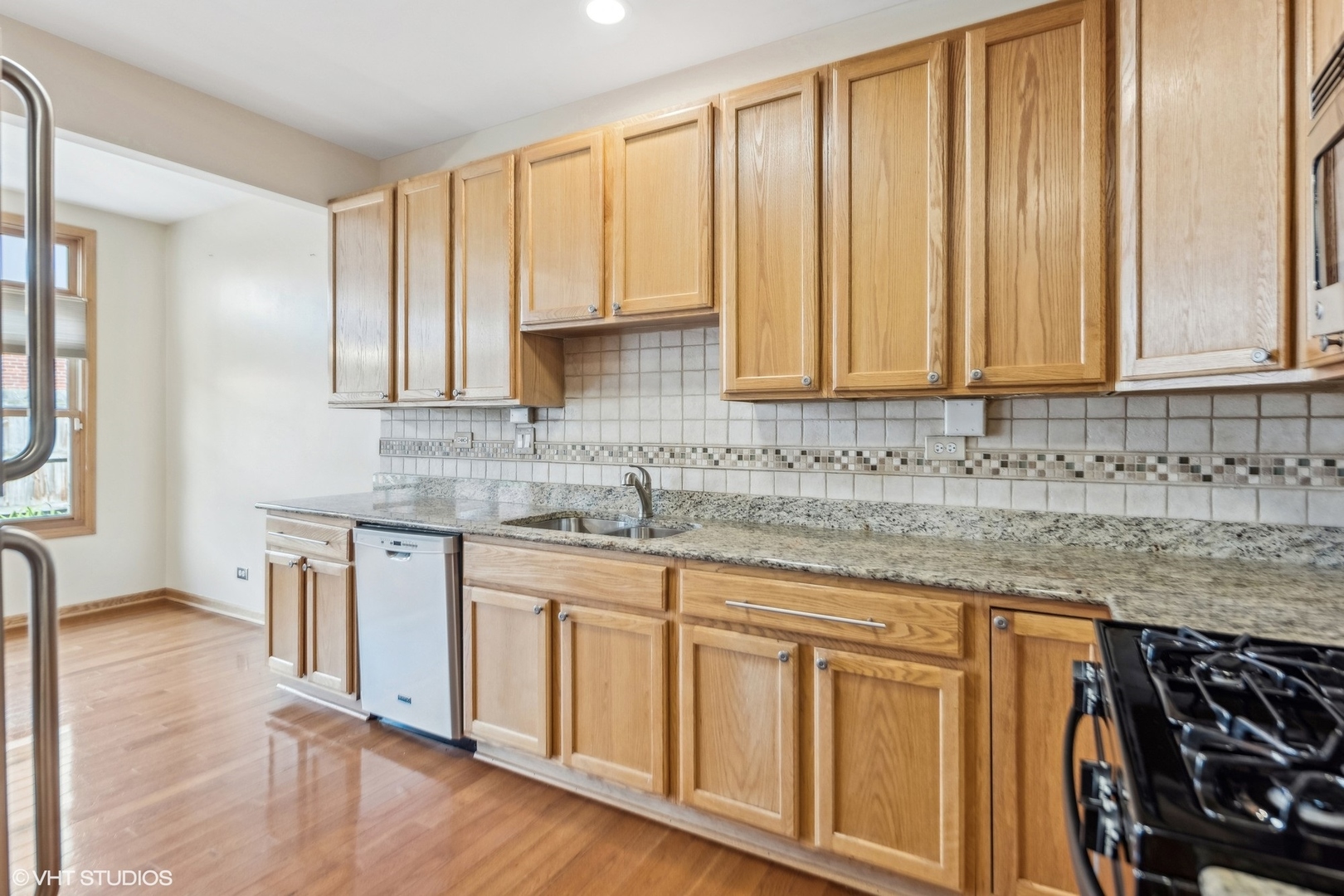 166 E LAKE Street Unit: C