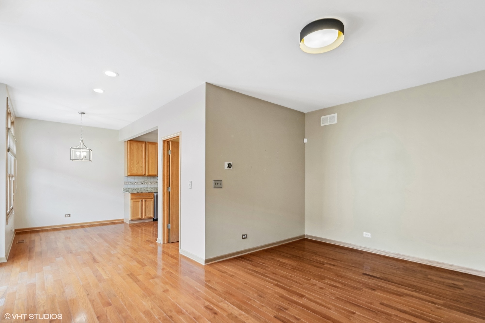 166 E LAKE Street Unit: C