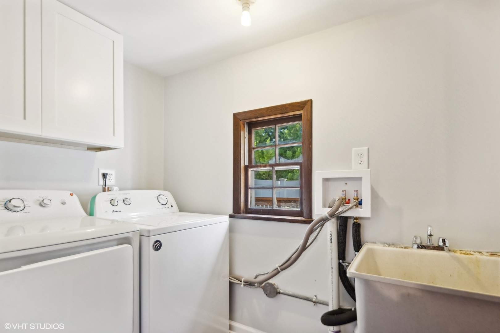 524 W 3rd Street
