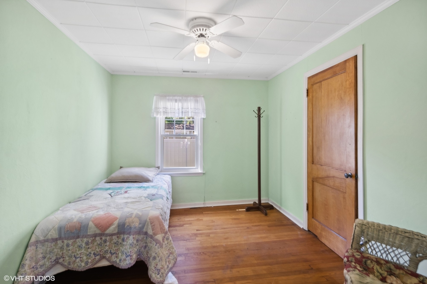 524 W 3rd Street
