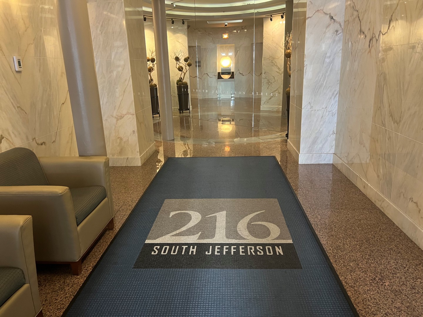 216 S Jefferson Street Unit: 202