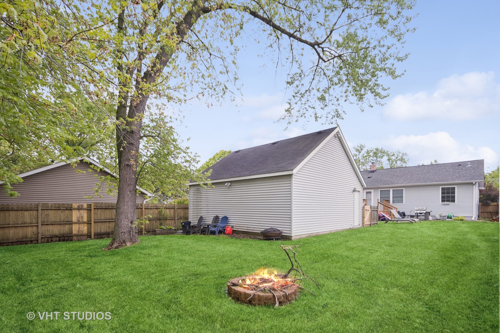 655 W Thomas Street