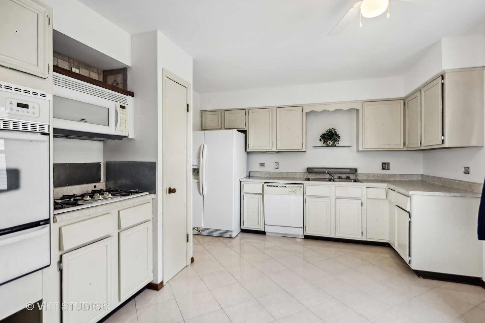 1140 W Westwood Trail
