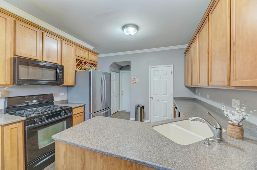 24312 Leski Lane