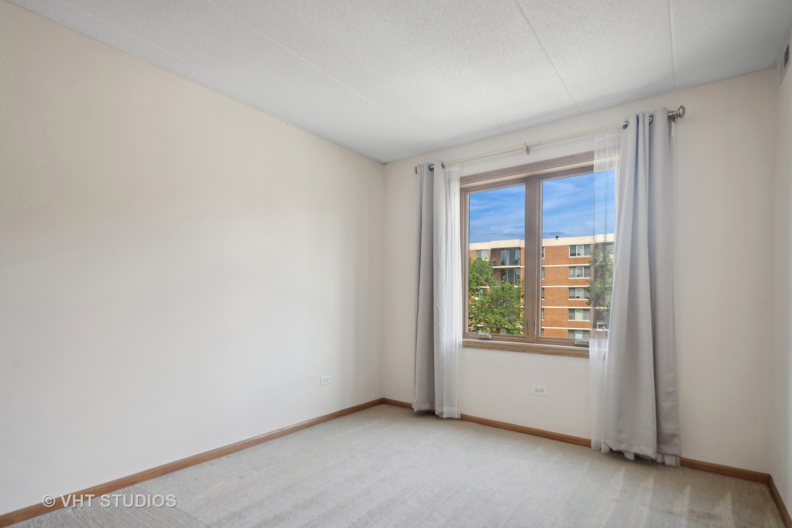 2240 S Grace Street Unit: 304