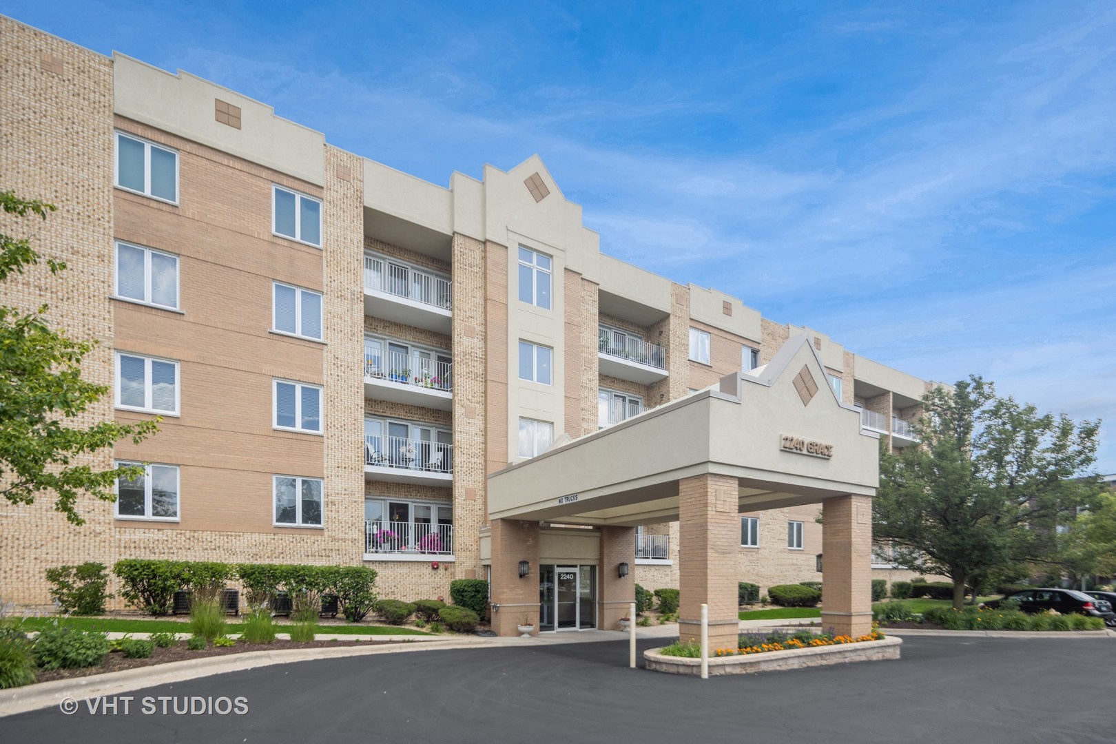 2240 S Grace Street Unit: 304