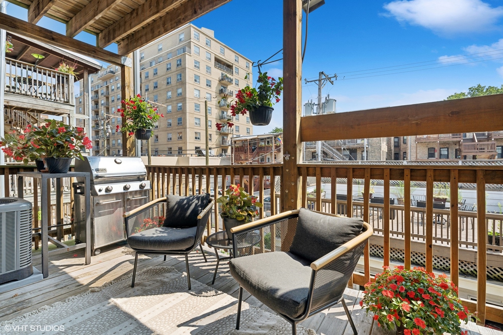 4335 N Kenmore Avenue Unit: 202
