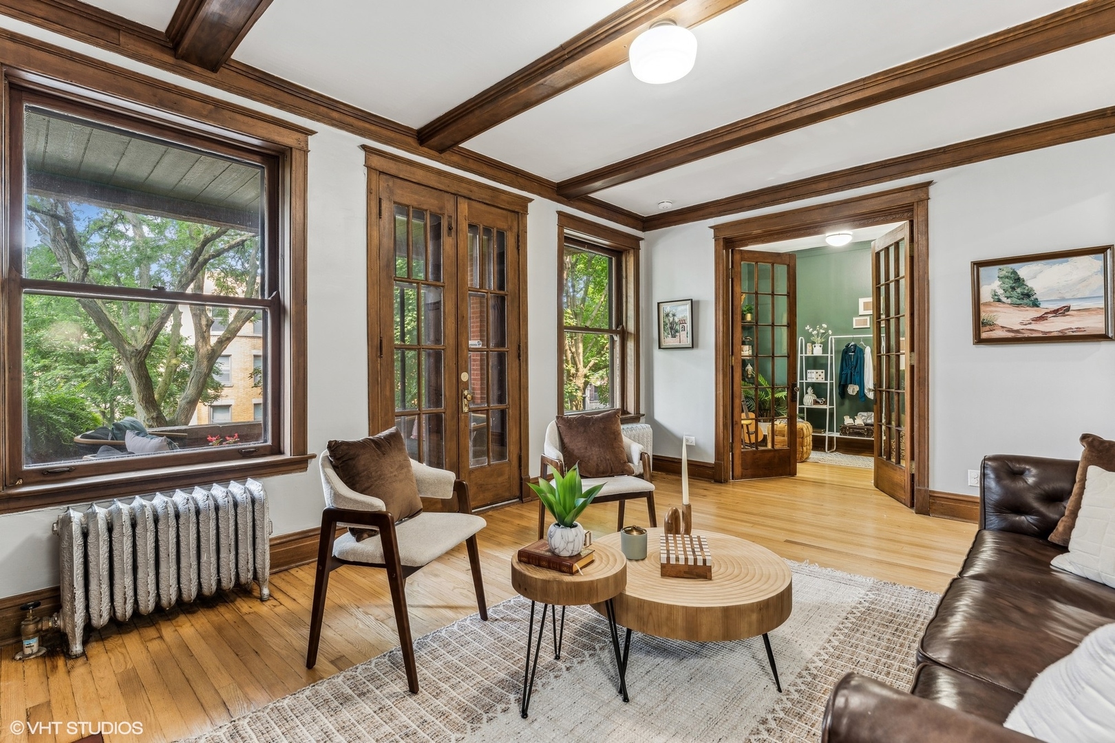 4335 N Kenmore Avenue Unit: 202