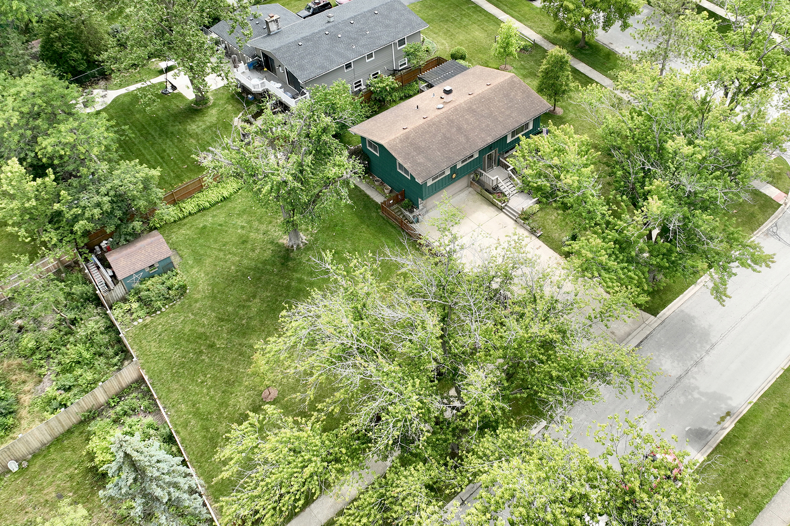 569 South Road