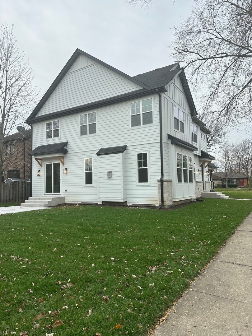 473 N Ridgeland Avenue