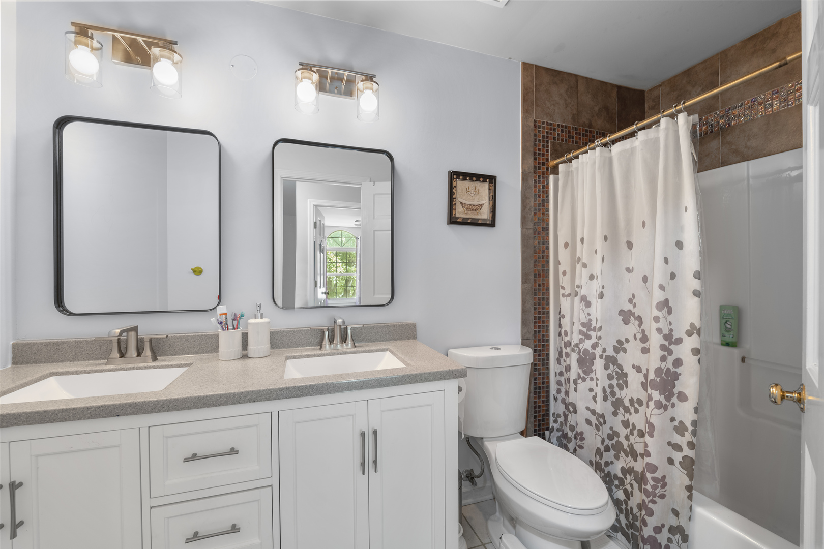 22W127 1st Street