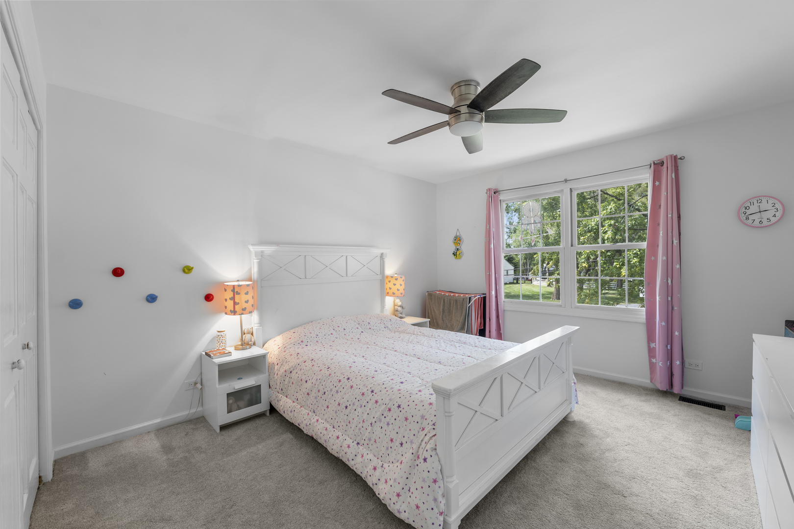 22W127 1st Street