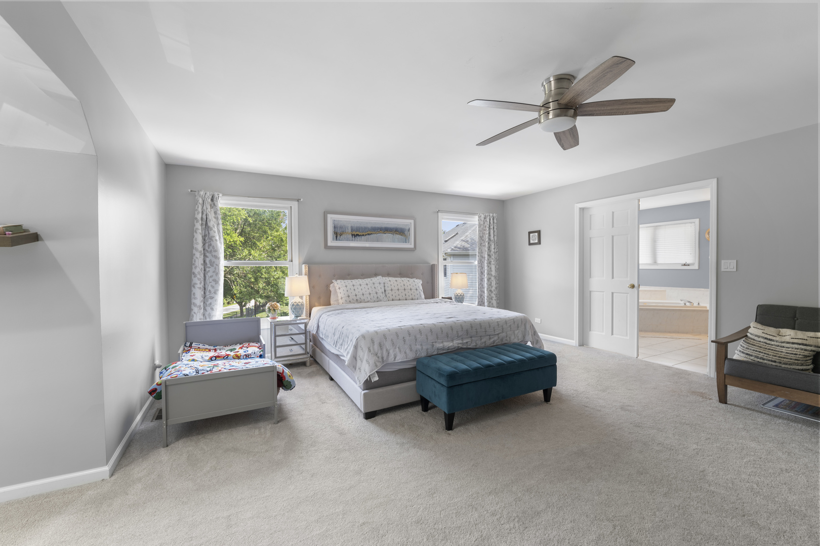 22W127 1st Street