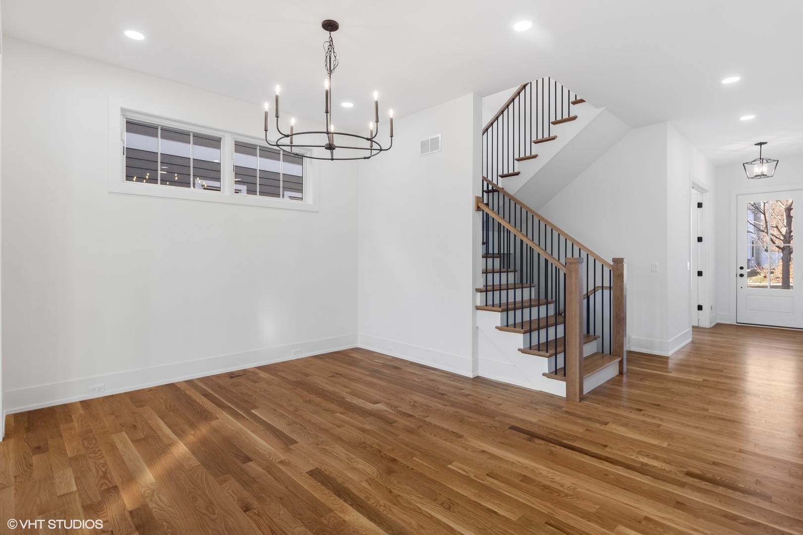 264 E Elmhurst Avenue