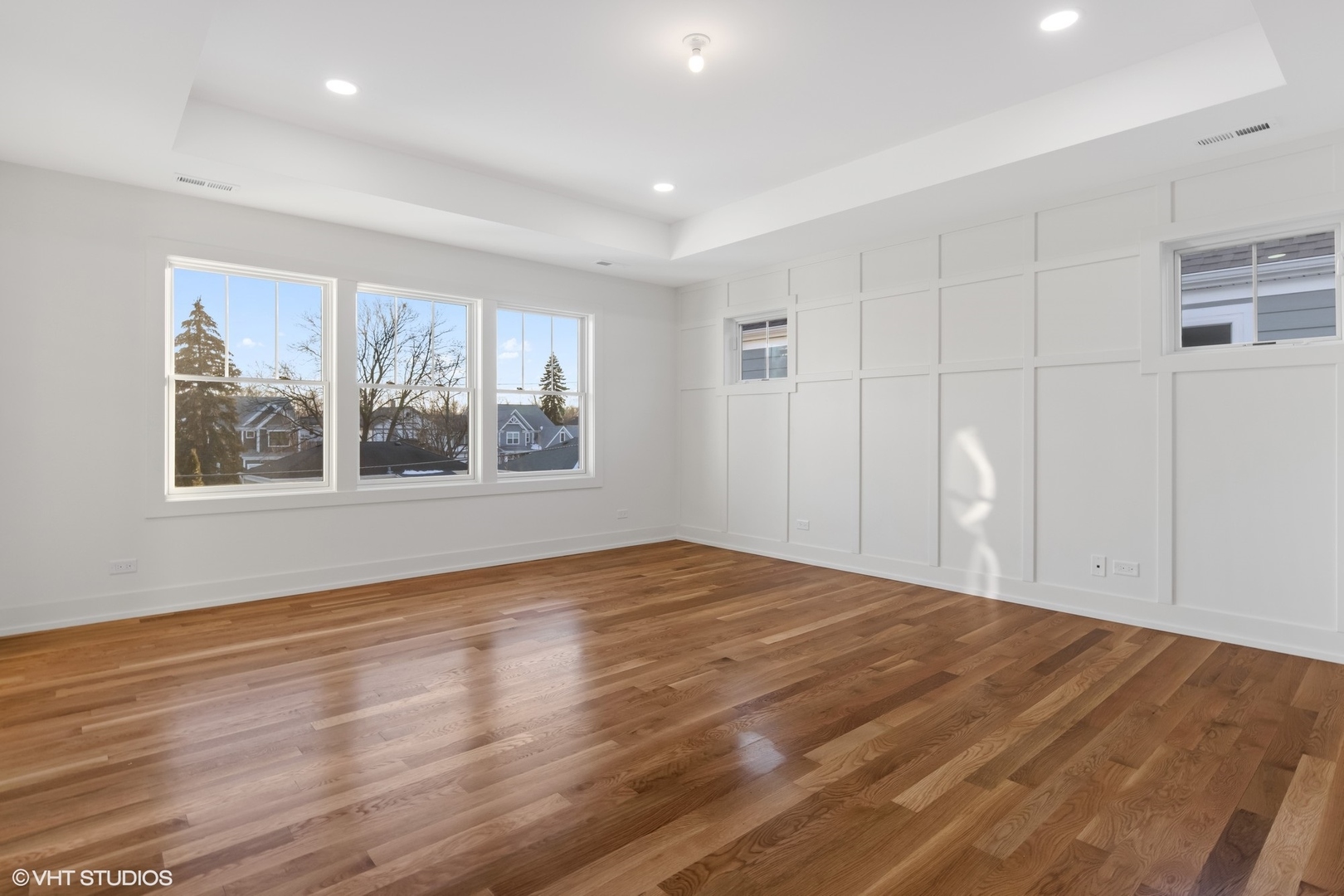 264 E Elmhurst Avenue