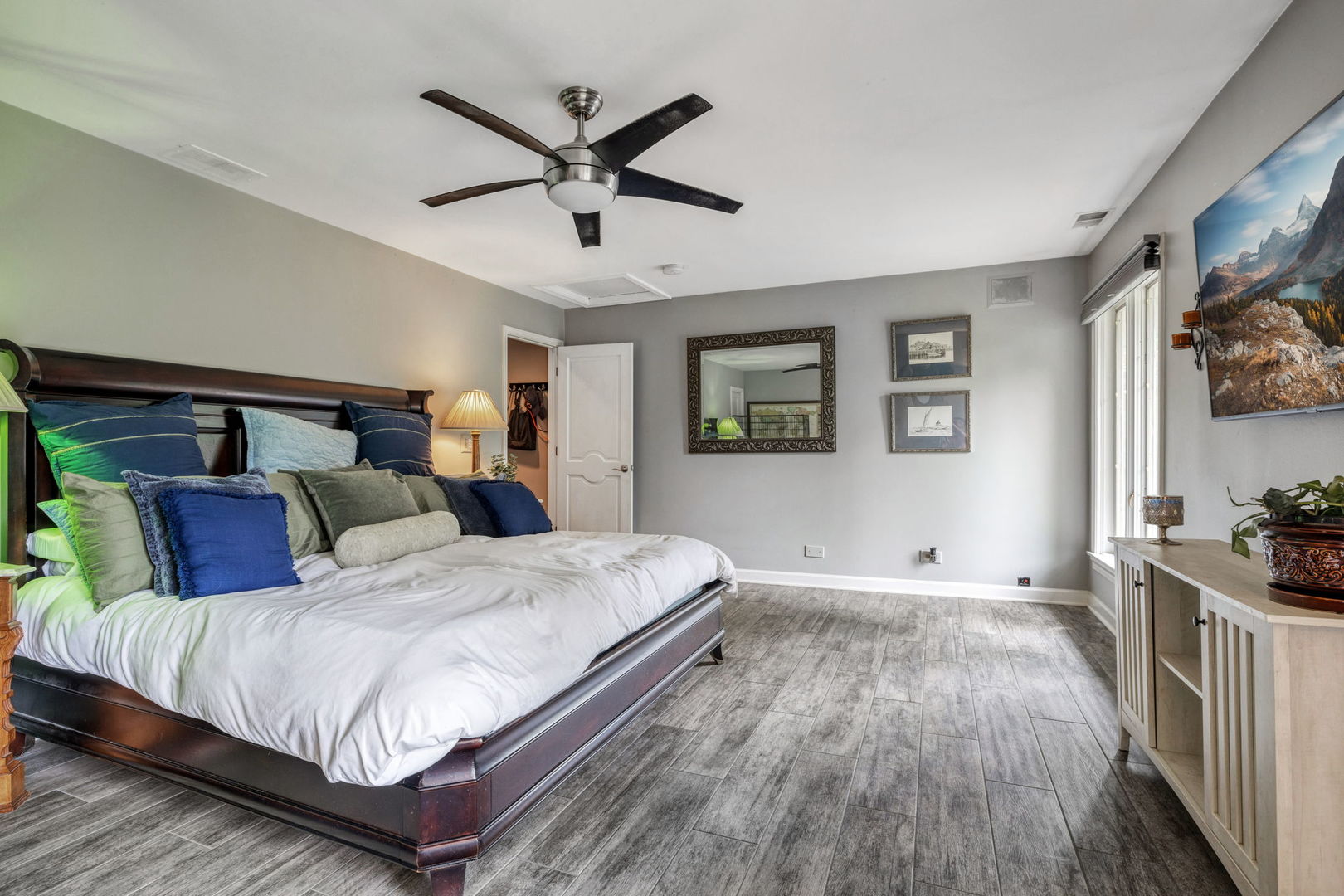 1575 Waldorth Court