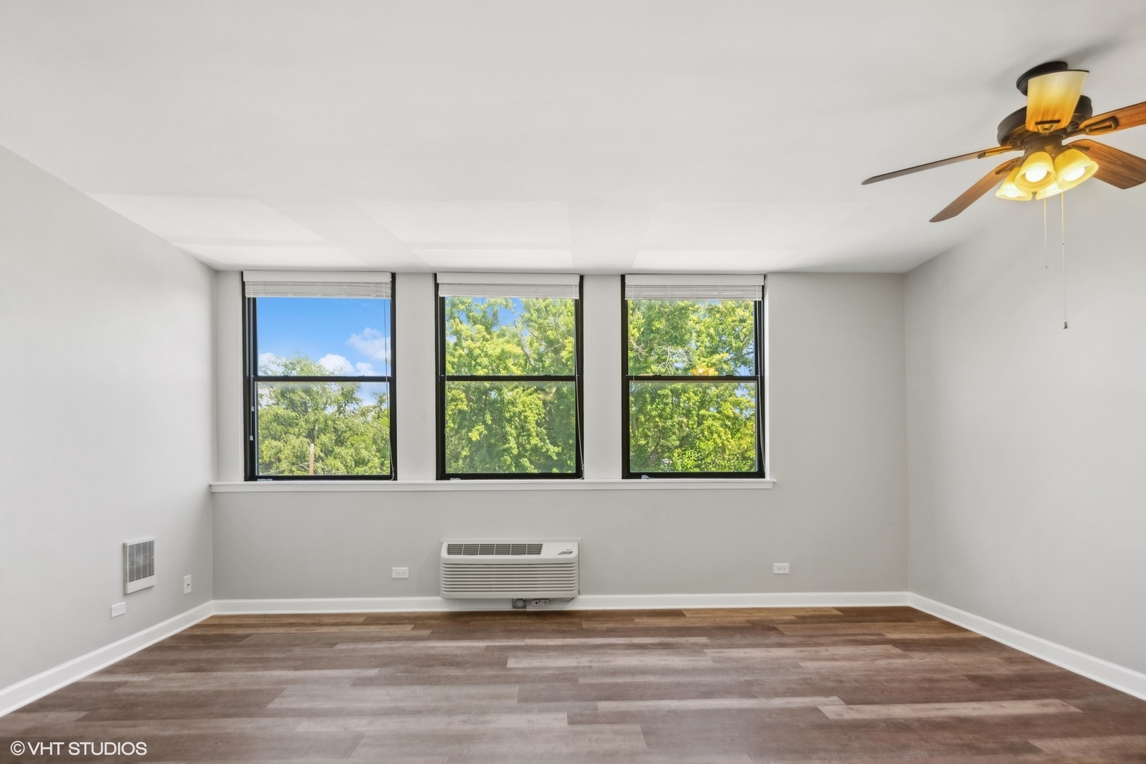 530 E Highland Avenue Unit: C8