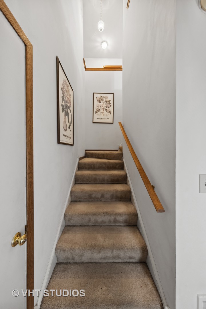 1143 E Wilson Avenue Unit: 1143