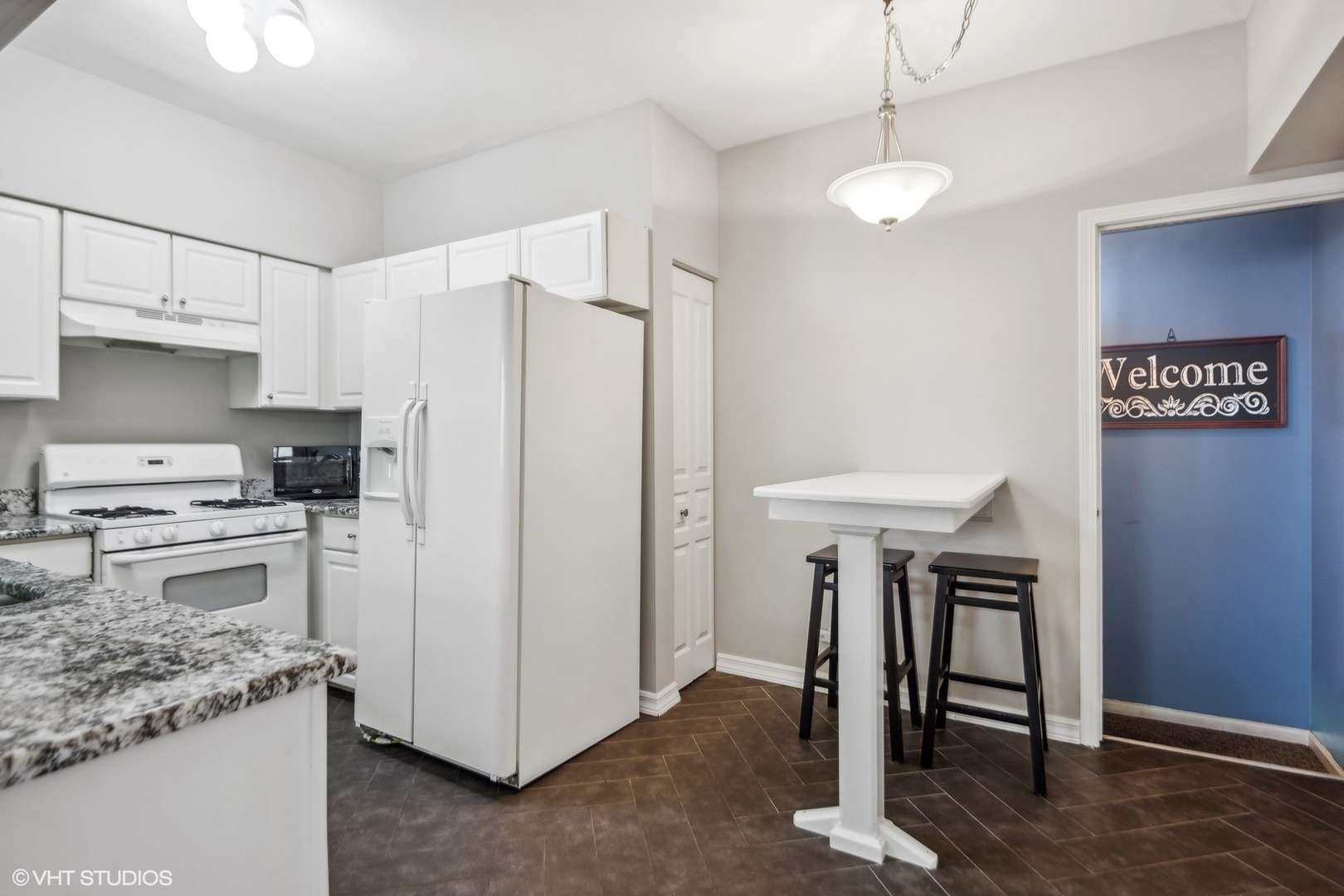 2246 S Lincoln Street Unit: 2246